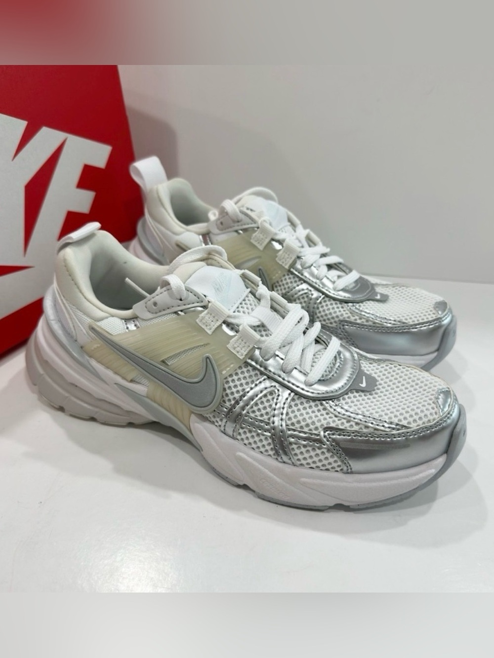 Nike Women’s V2k Run Shoes